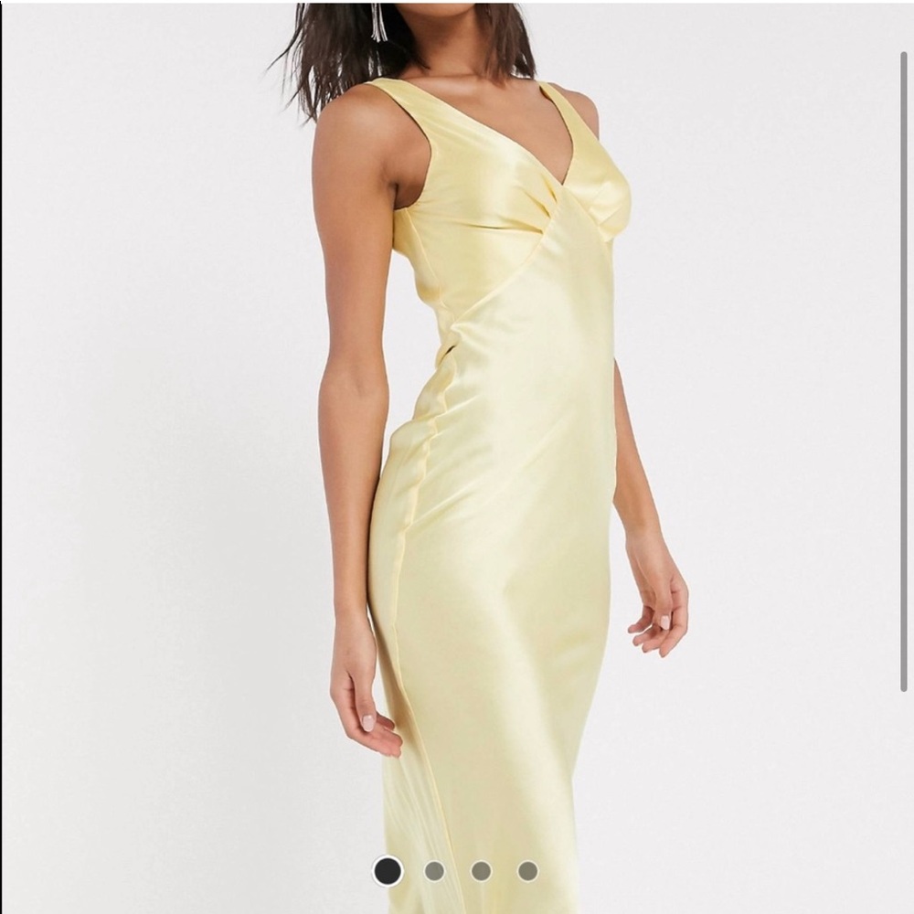 Light yellow silky midi dress